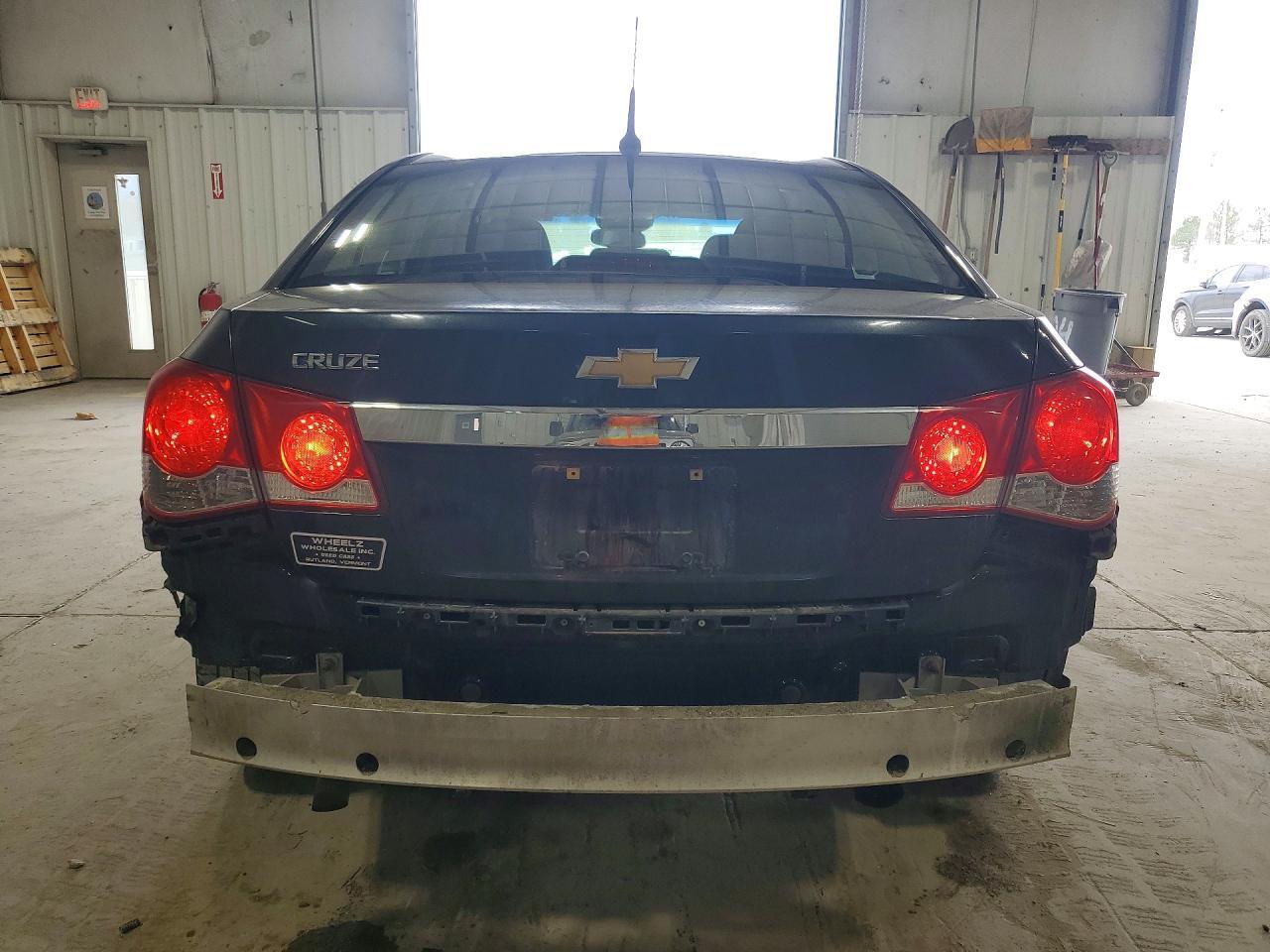 2011 CHEVROLET CRUZE