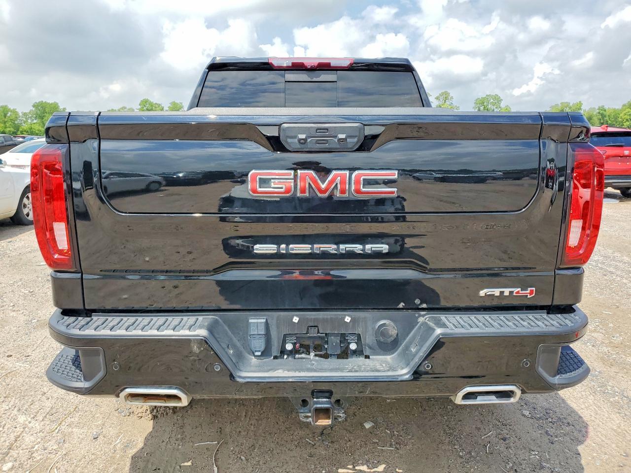 2024 GMC Sierra