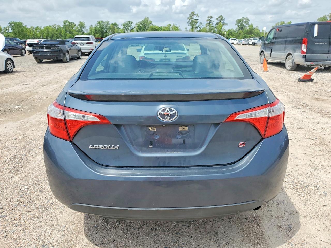 2015 TOYOTA COROLLA