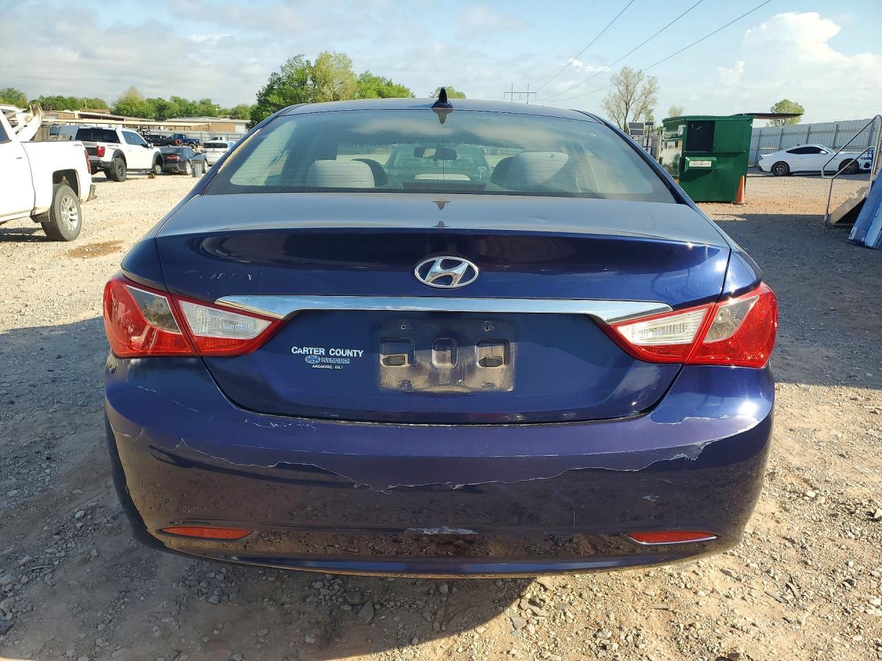 2011 HYUNDAI SONATA