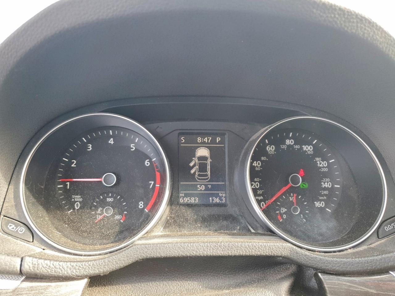 2016 VOLKSWAGEN Passat