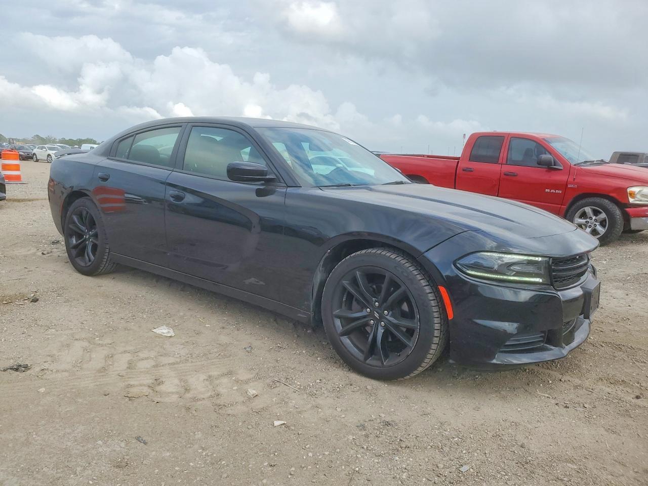 2017 DODGE CHARGER