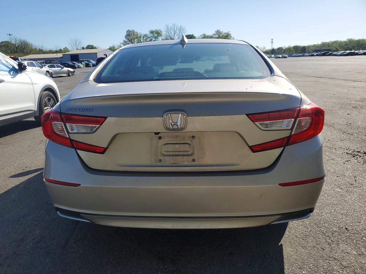 2018 HONDA ACCORD
