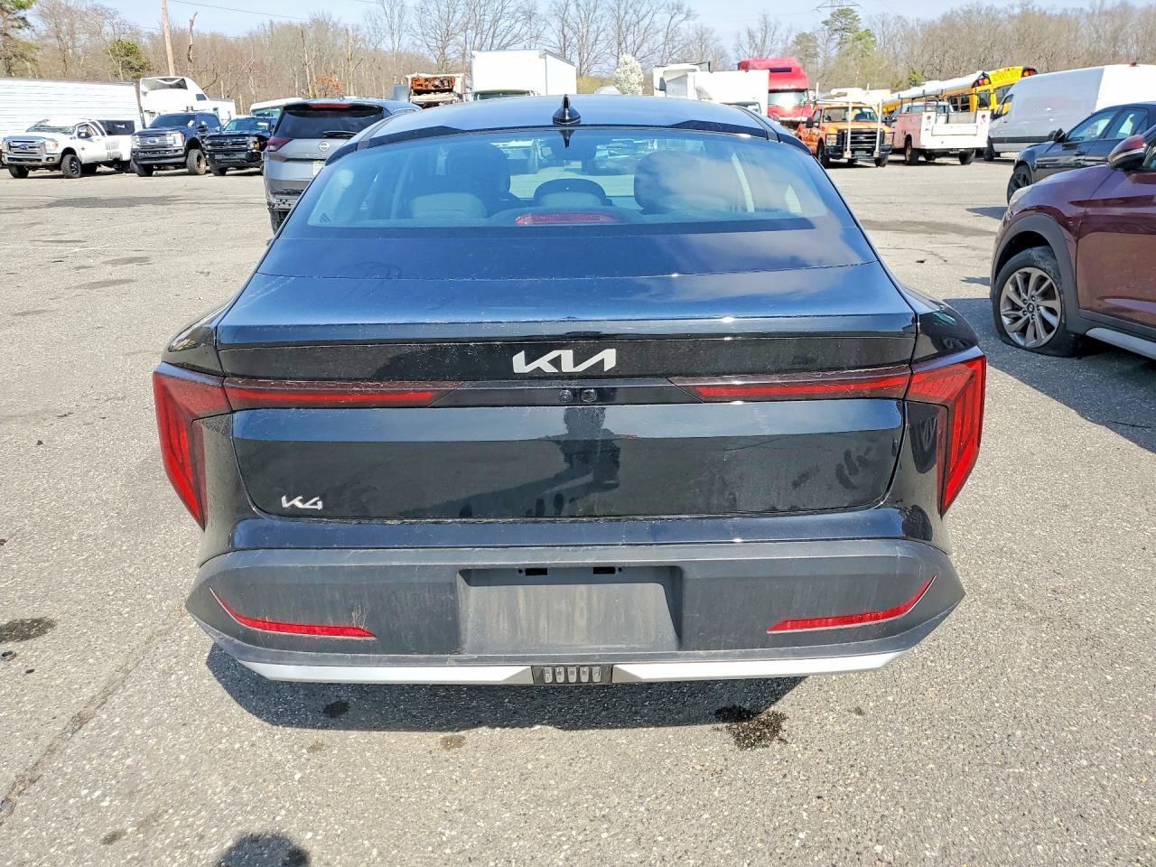2025 KIA K4