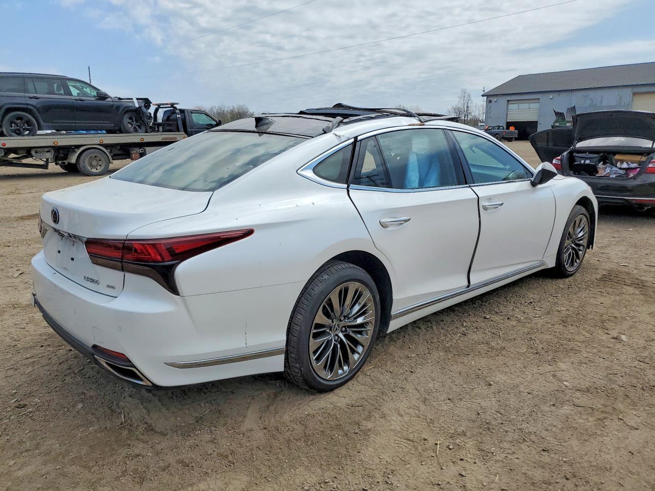 2022 LEXUS LS 500