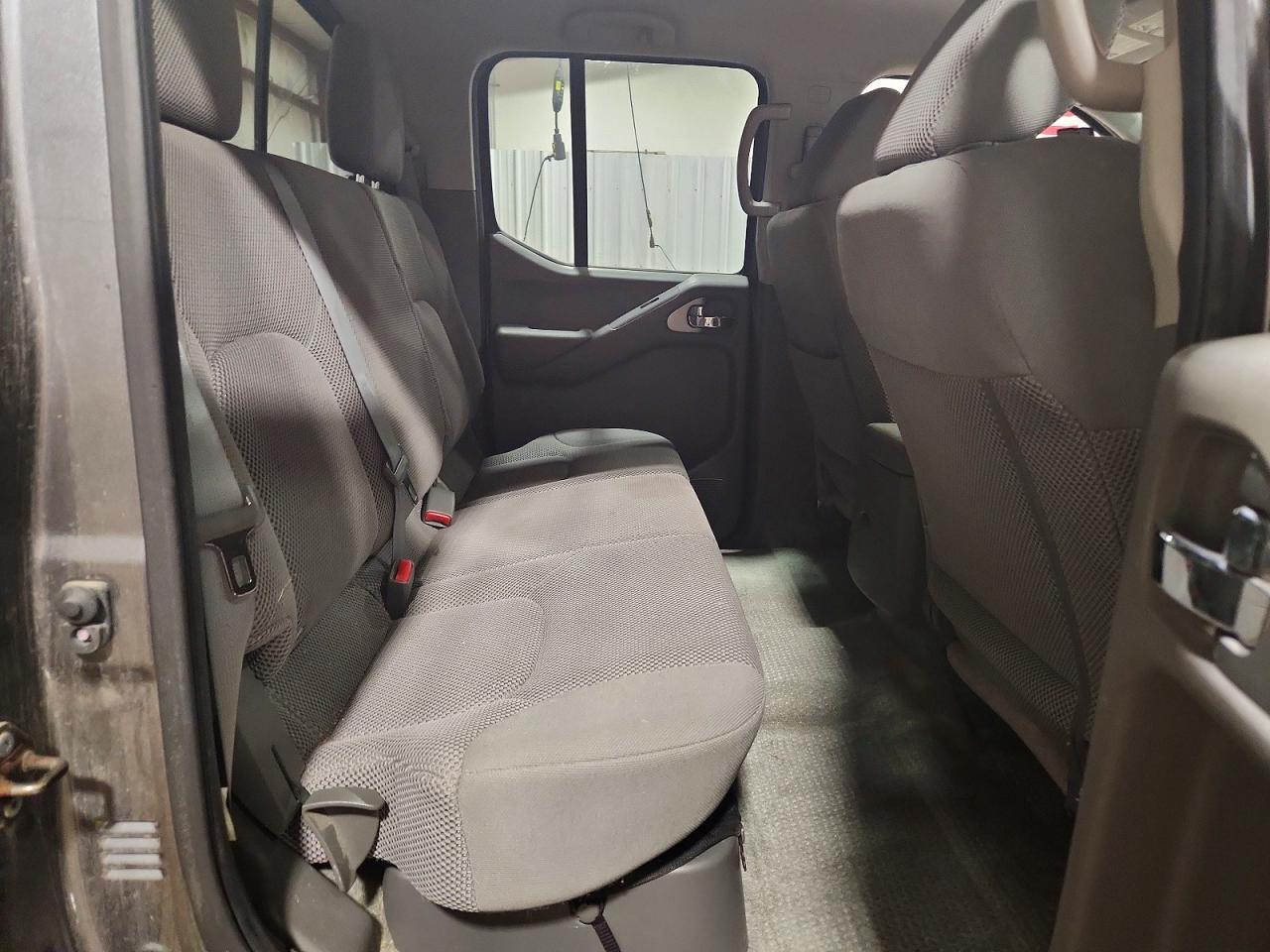 2016 NISSAN Frontier