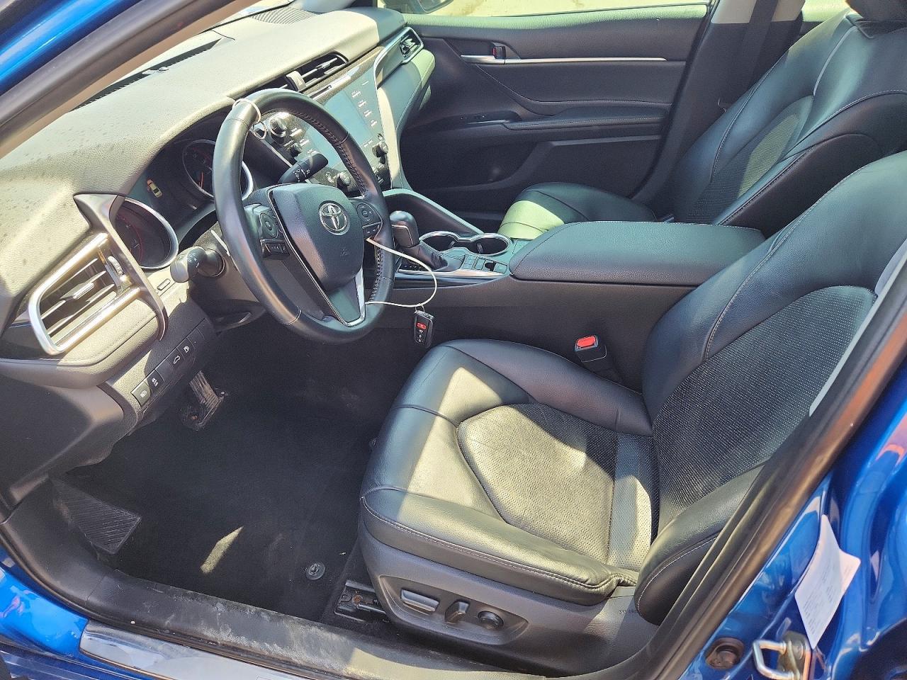 2018 TOYOTA CAMRY