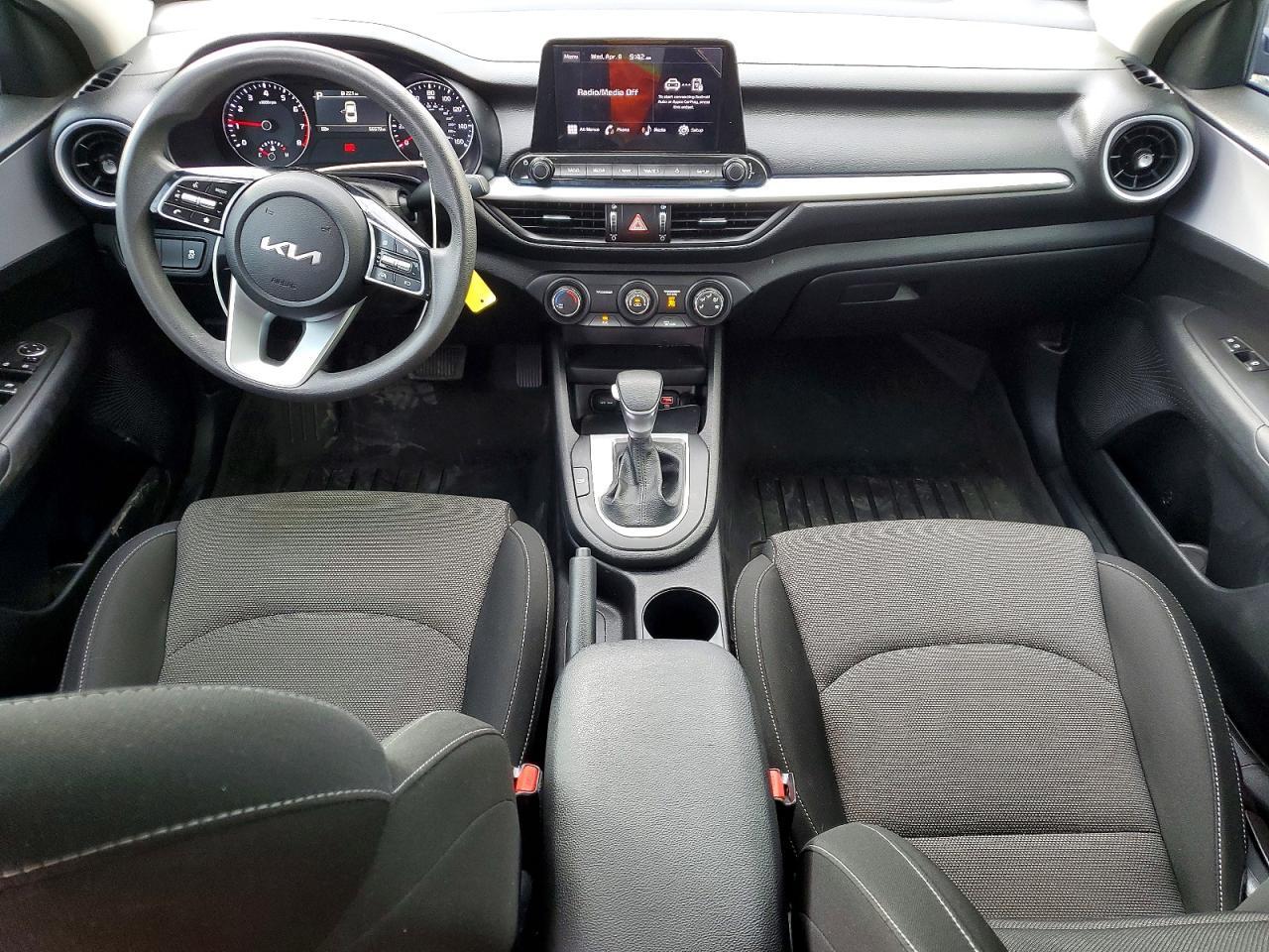 2024 KIA FORTE