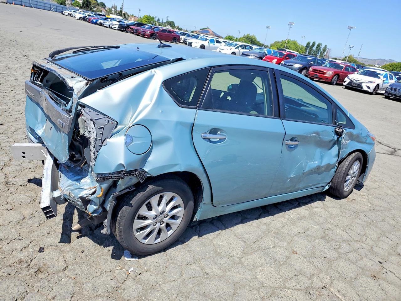 2014 TOYOTA Prius Plug-In