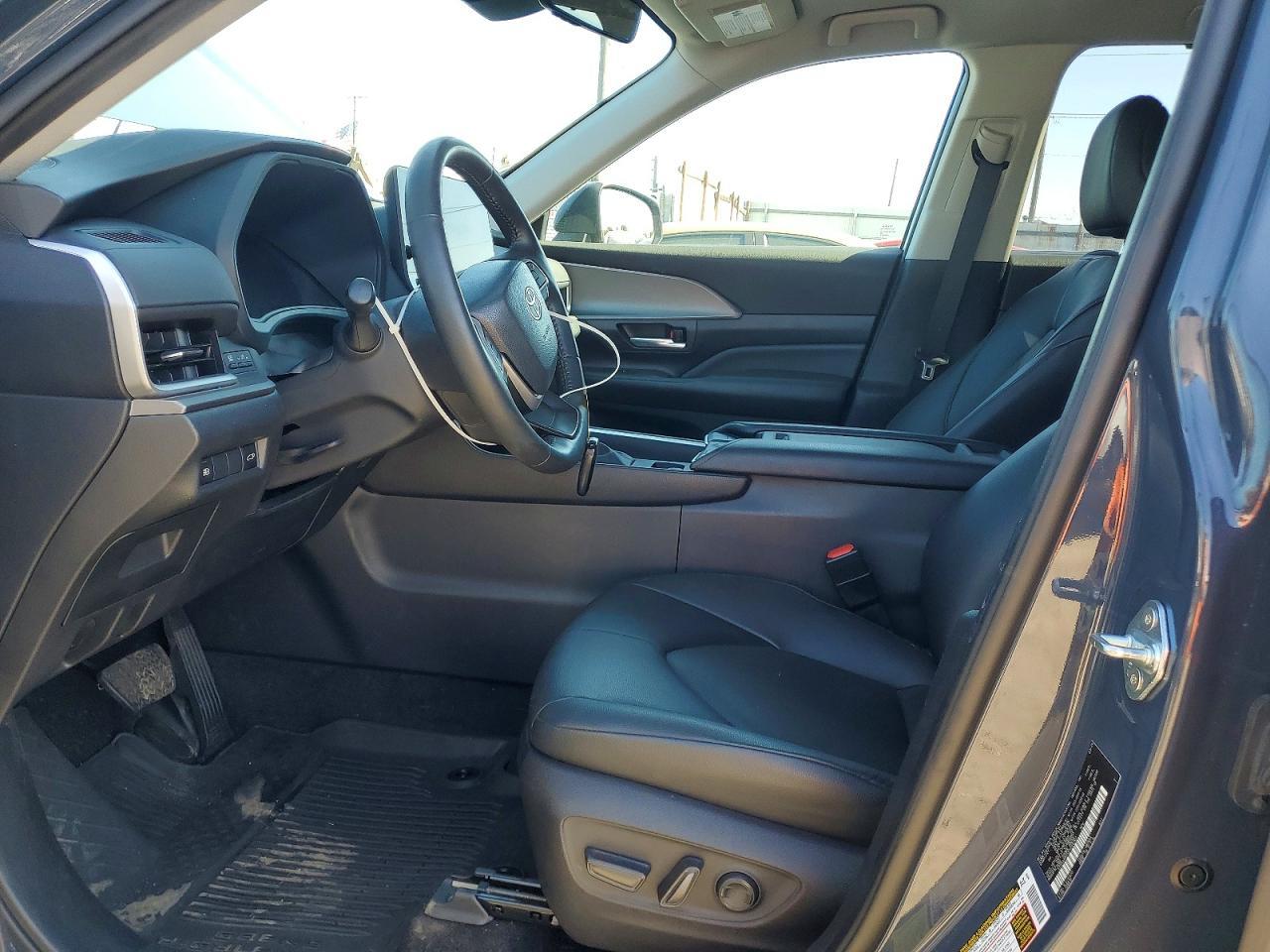 2024 TOYOTA HIGHLANDER