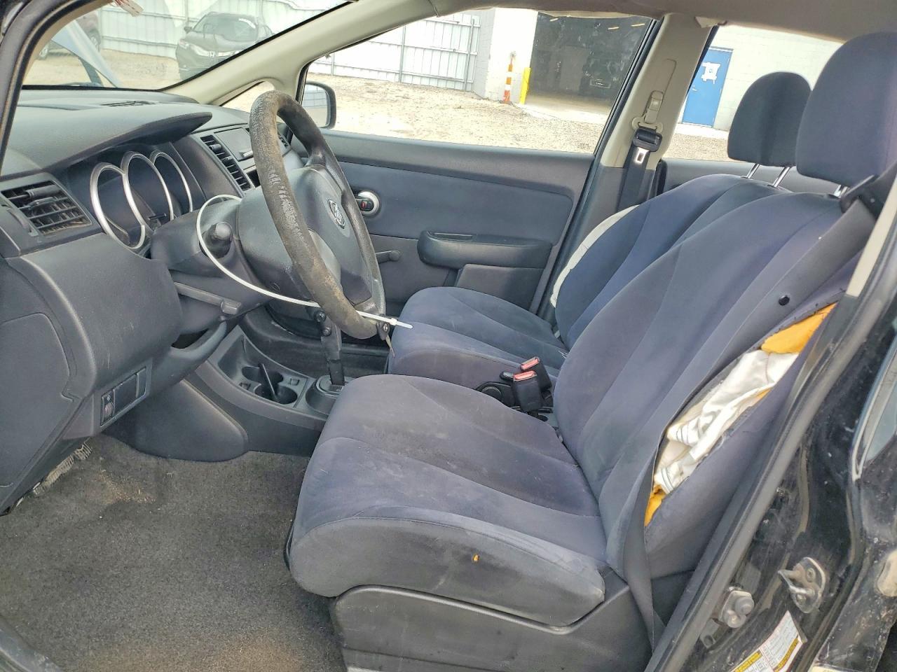 2009 NISSAN VERSA