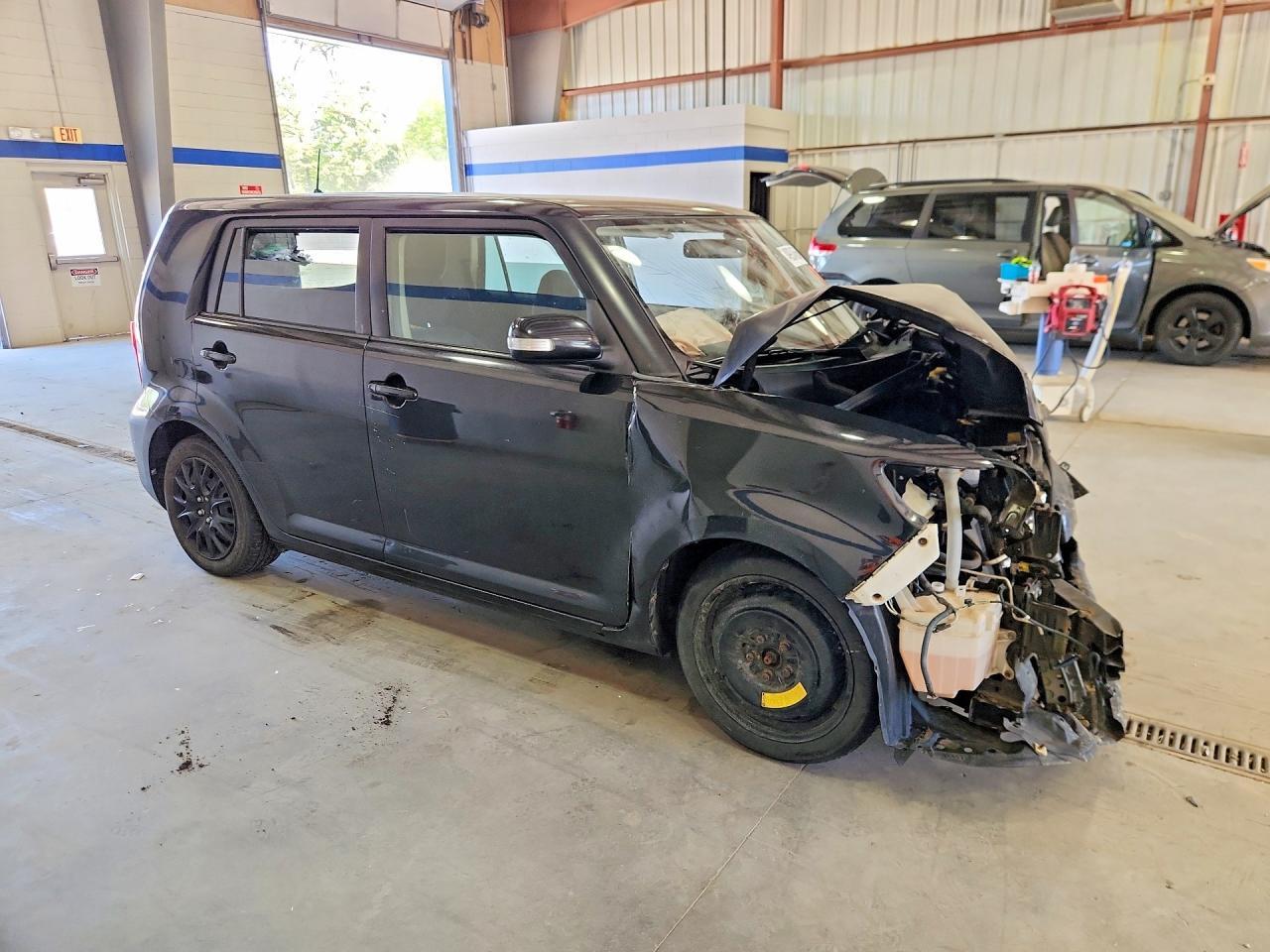 2012 SCION xB