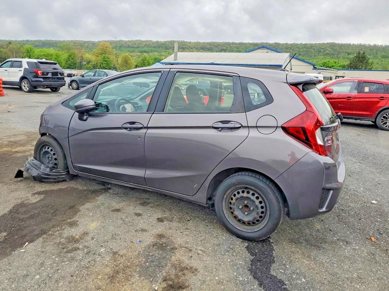 2016 HONDA FIT