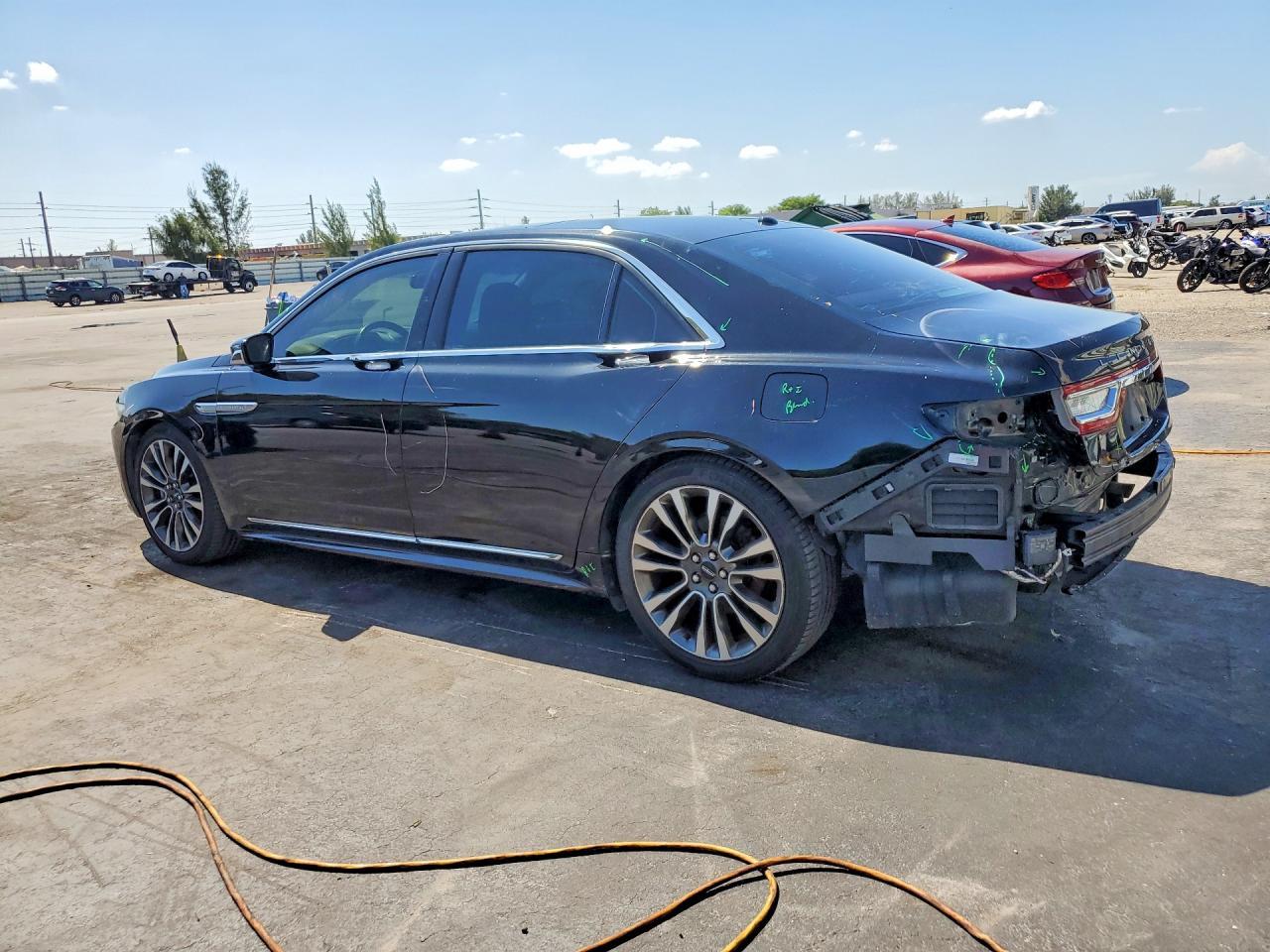 2017 LINCOLN Continental