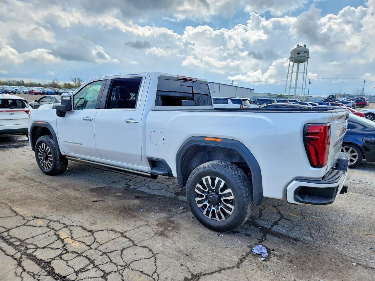 2024 GMC Sierra