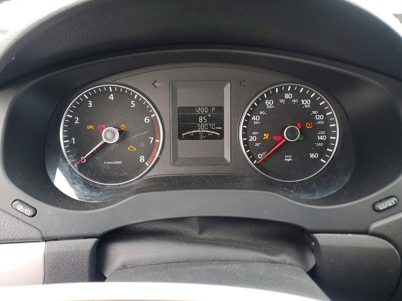2013 VOLKSWAGEN JETTA