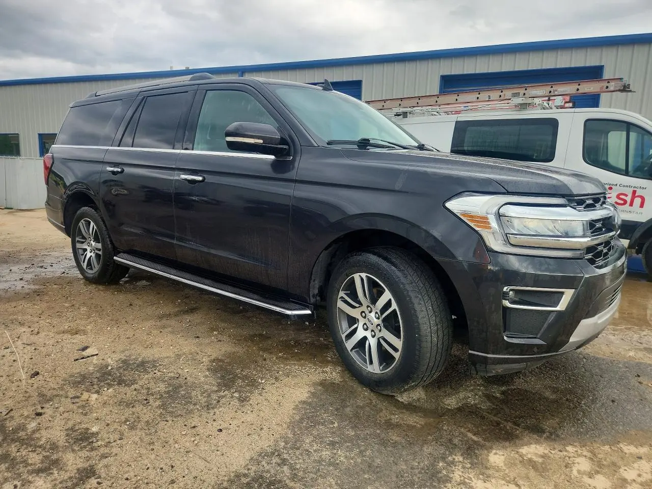 2023 FORD Expedition