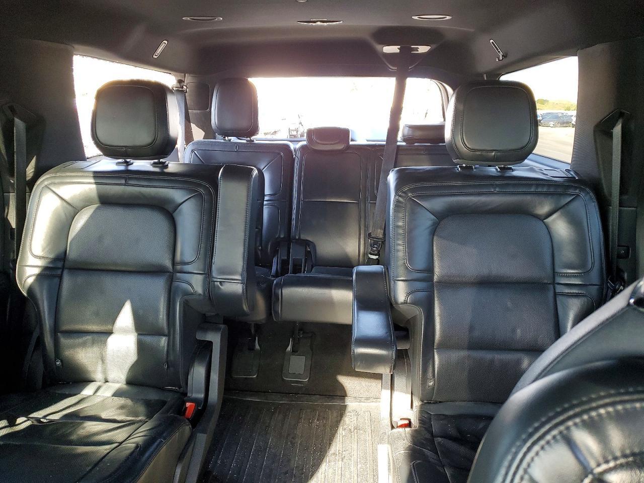2022 LINCOLN Navigator