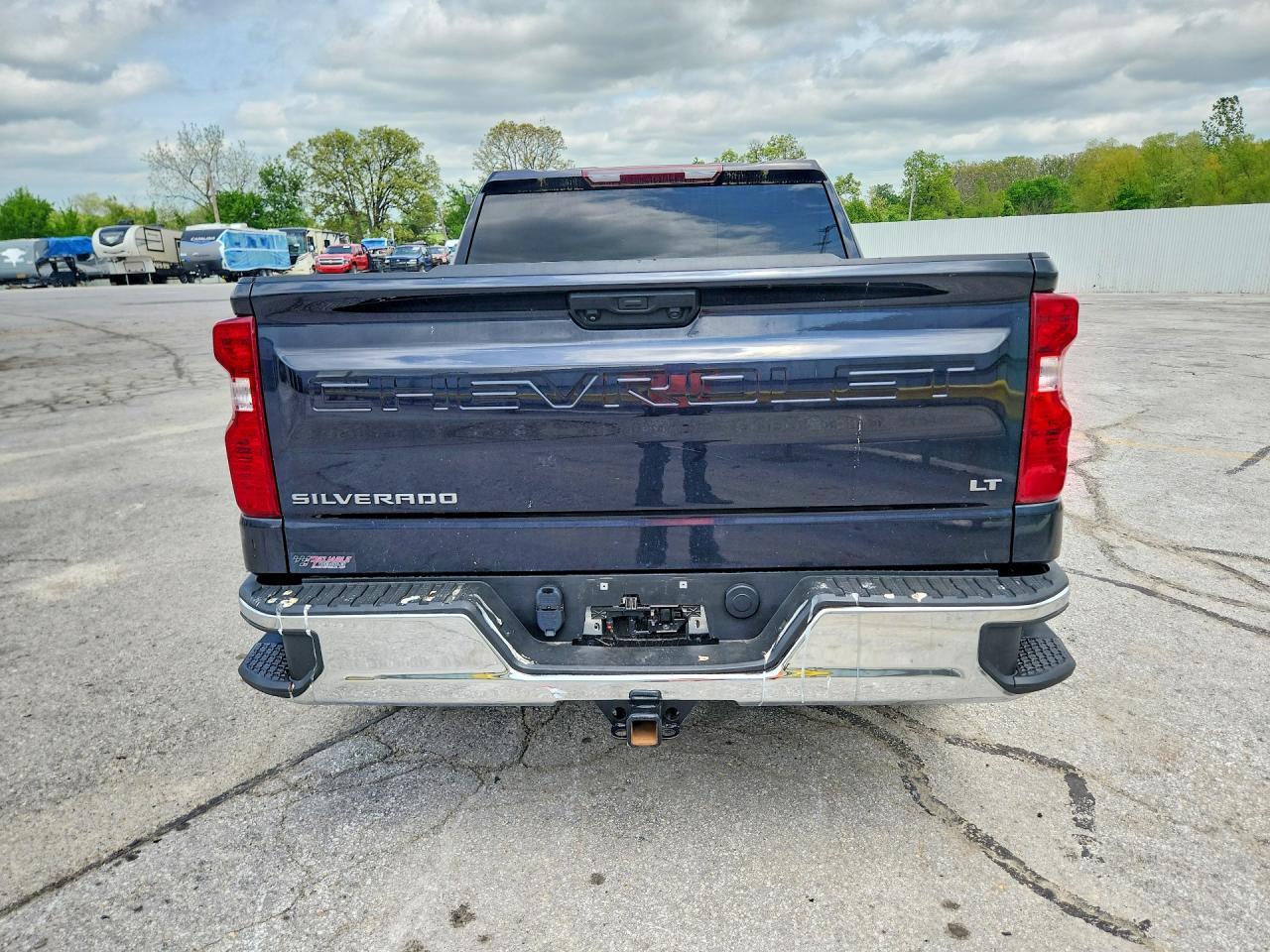 2023 CHEVROLET Silverado