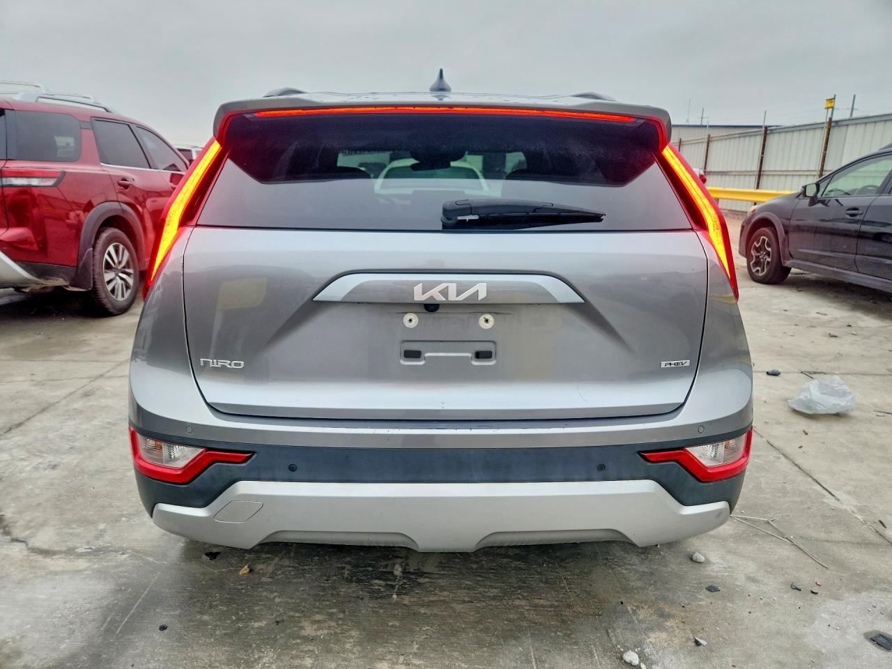 2023 KIA Niro
