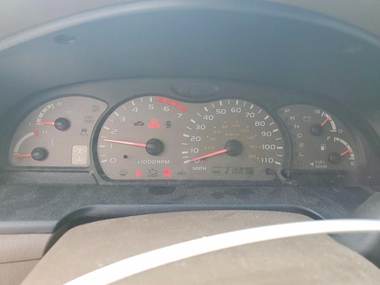 2003 TOYOTA Sequoia