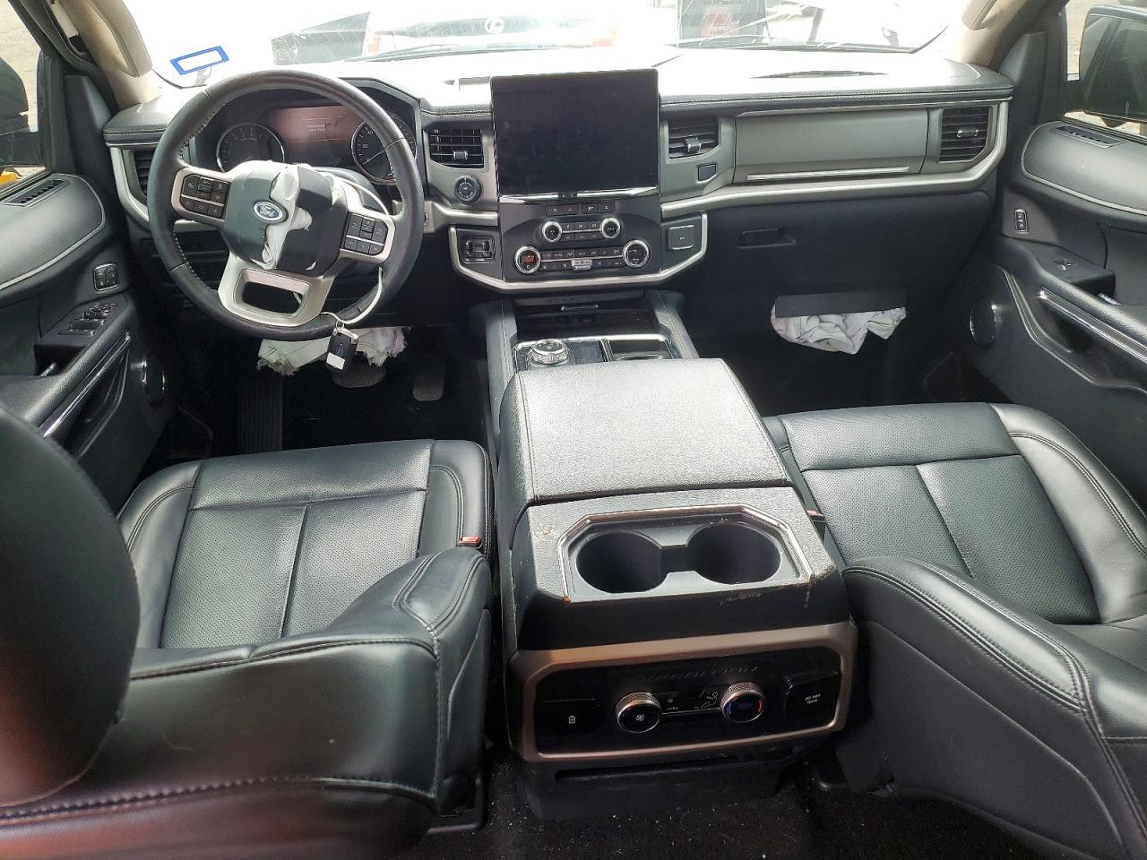 2024 FORD Expedition