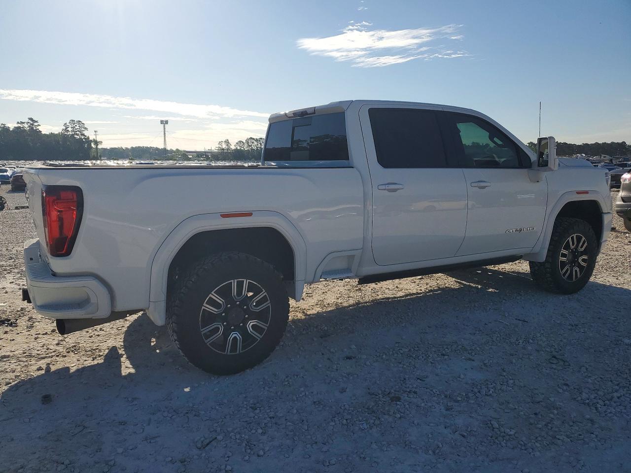 2022 GMC Sierra
