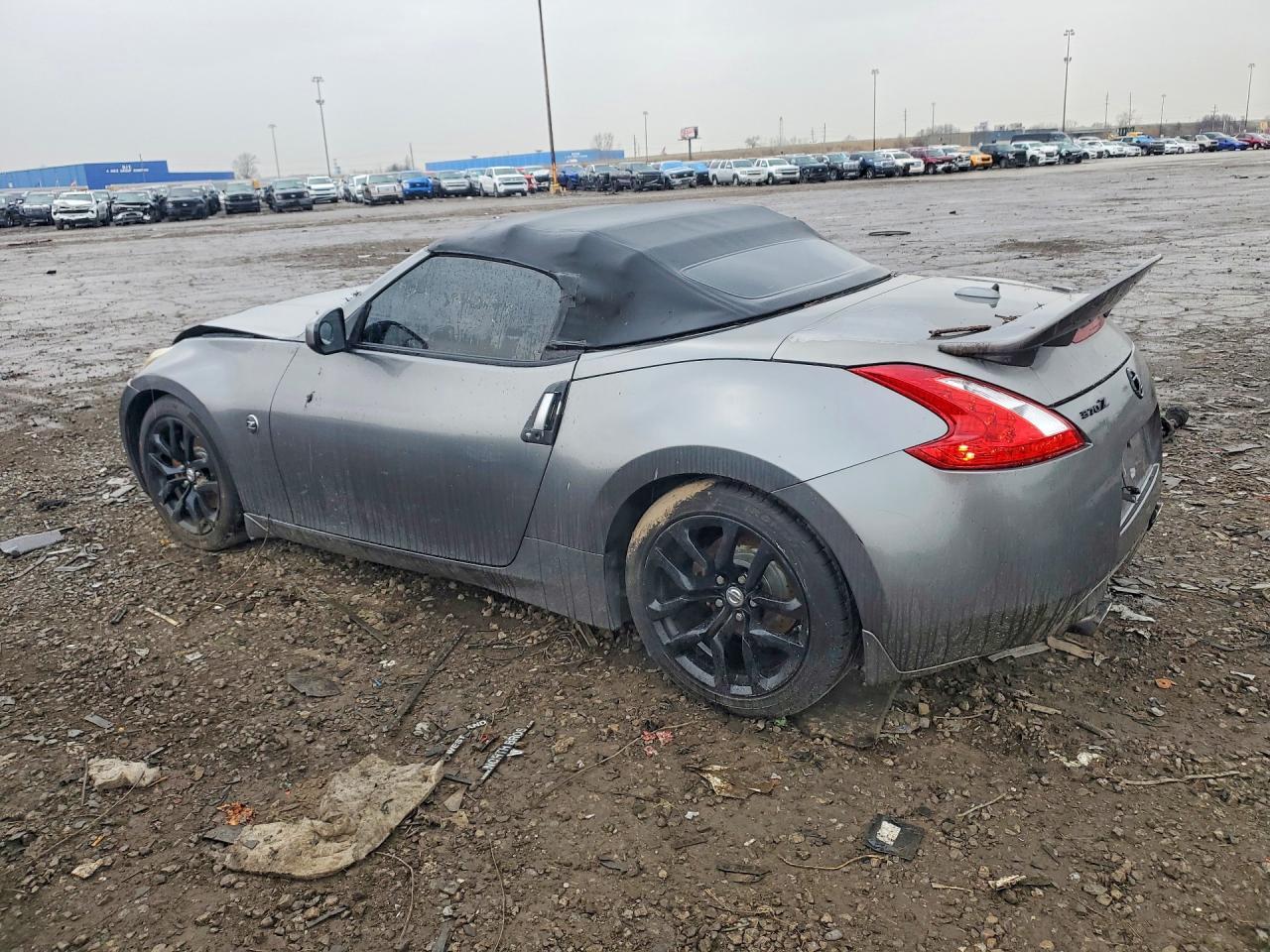 2012 NISSAN 370Z