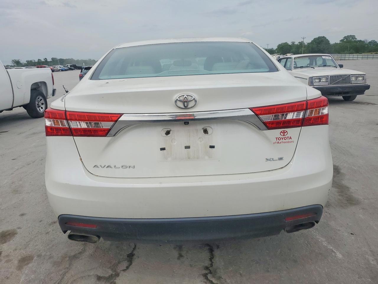 2014 TOYOTA Avalon