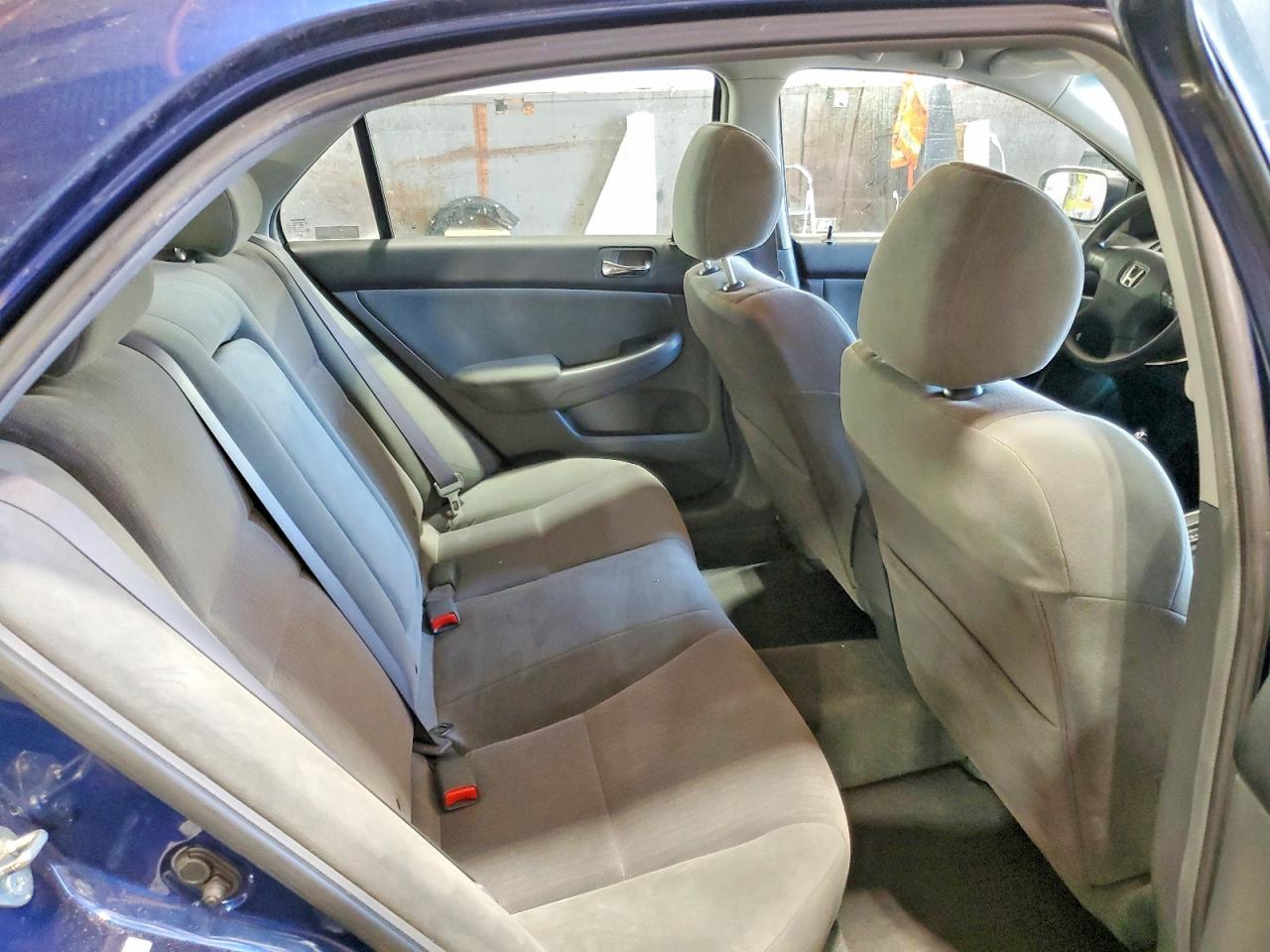 2004 HONDA ACCORD