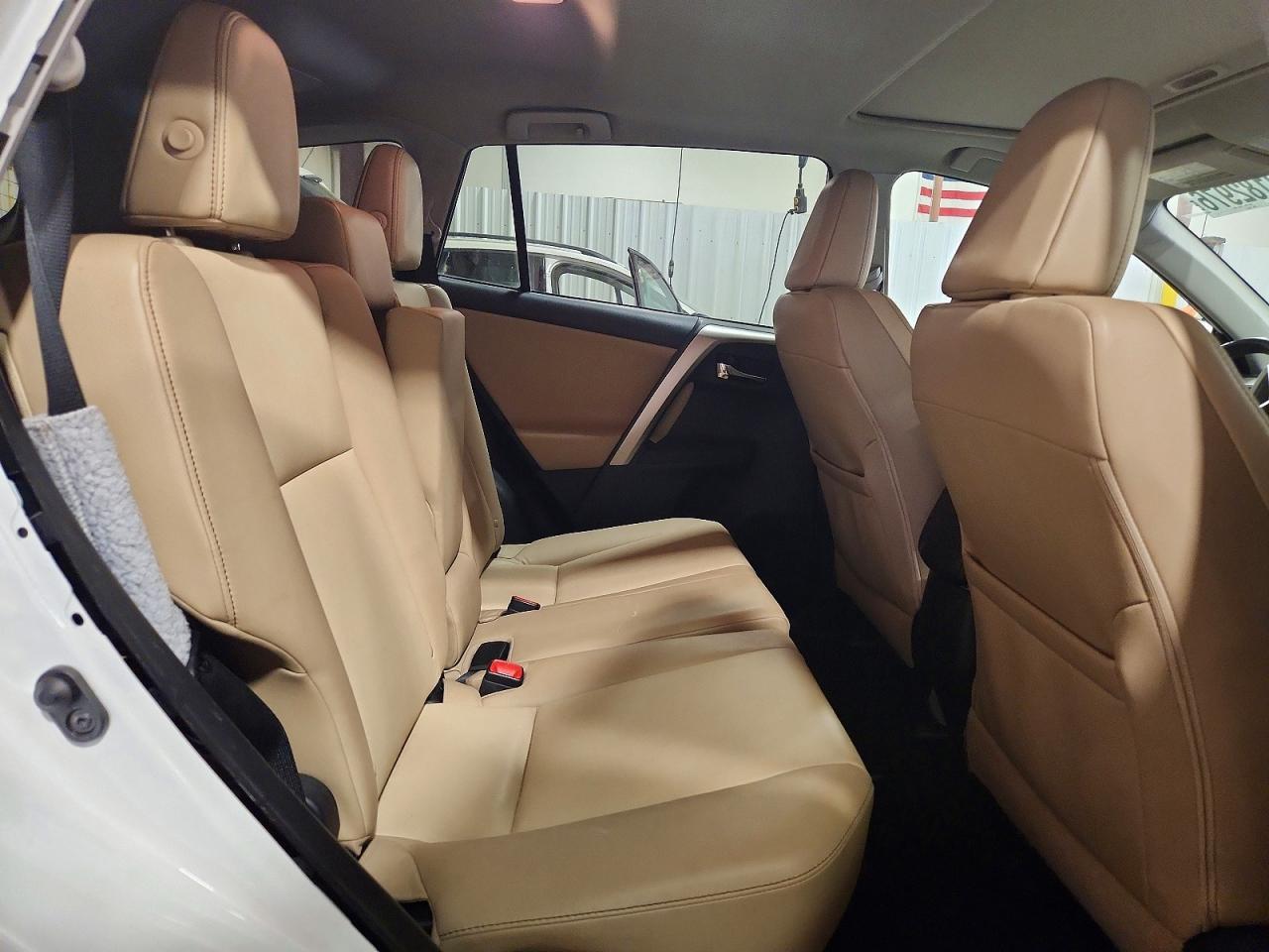 2014 TOYOTA RAV4