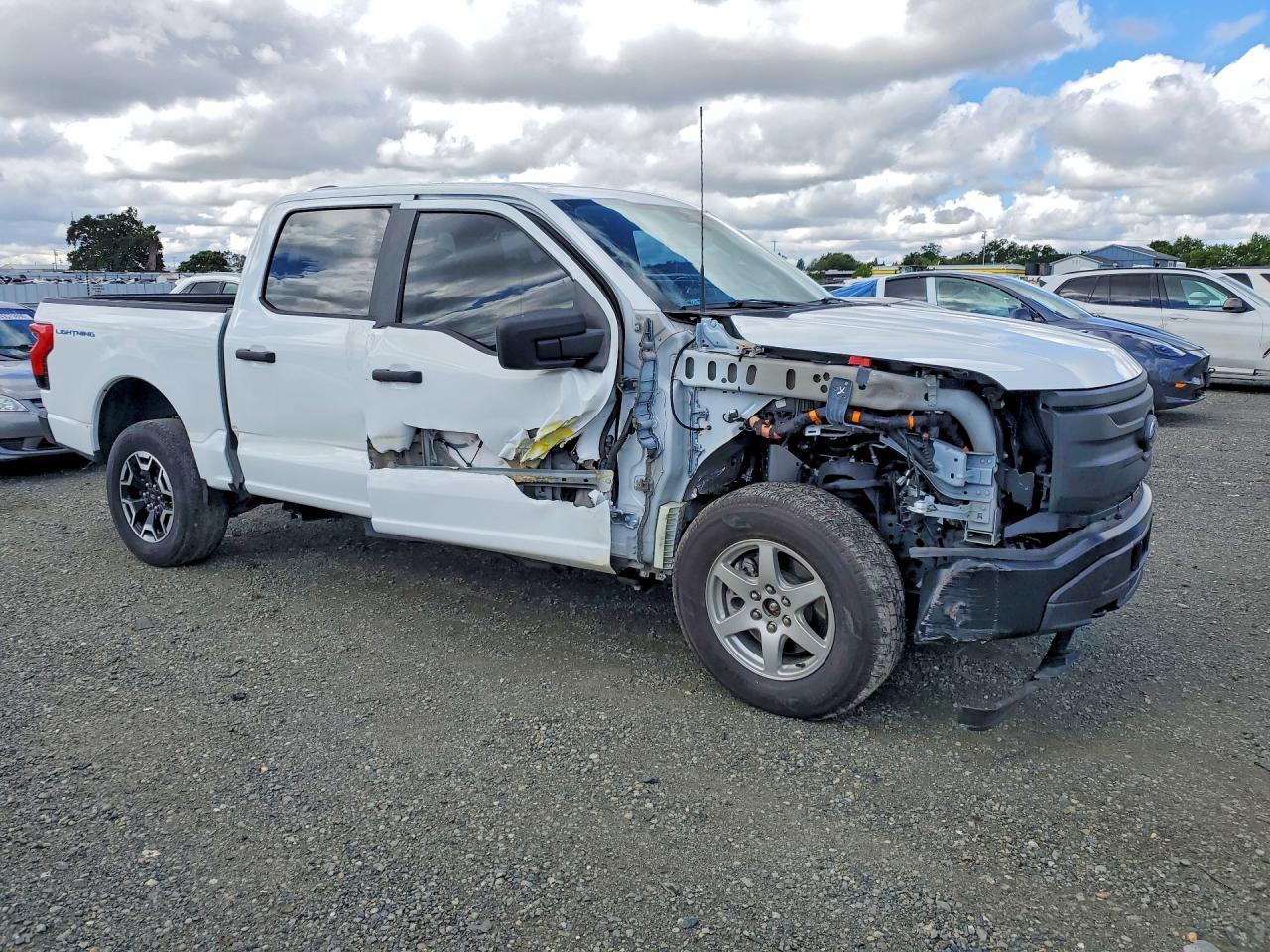 2022 FORD F-150 Lightning