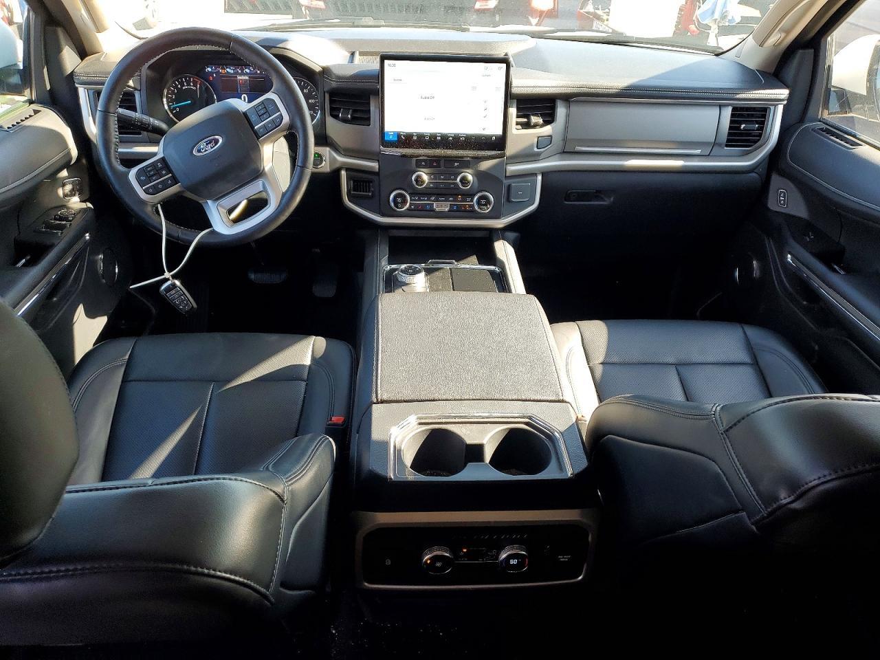 2024 FORD Expedition