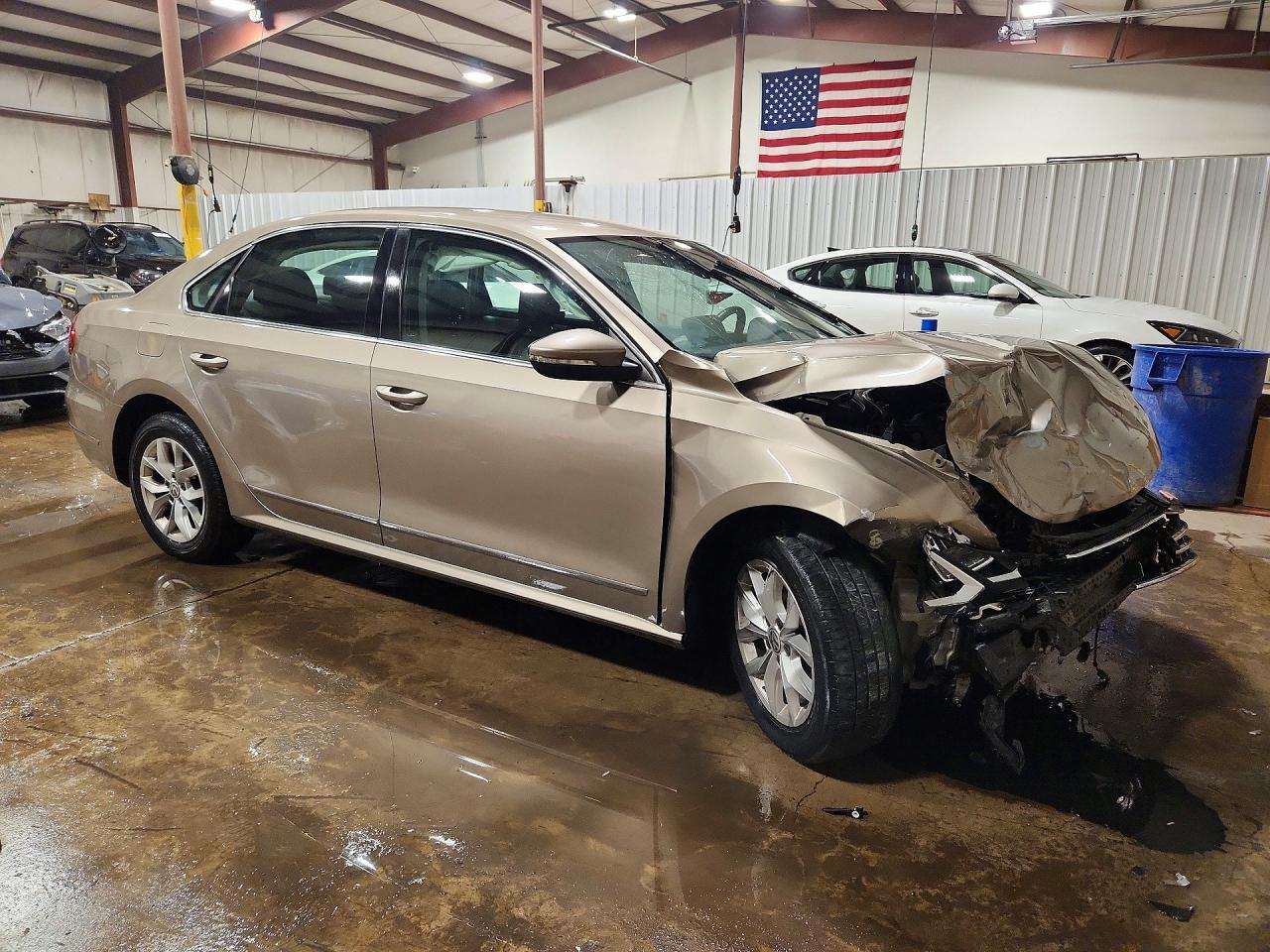 2016 VOLKSWAGEN Passat