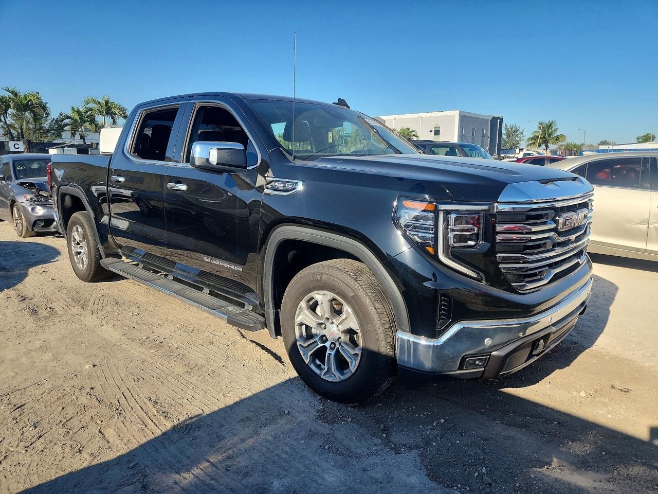 2025 GMC Sierra