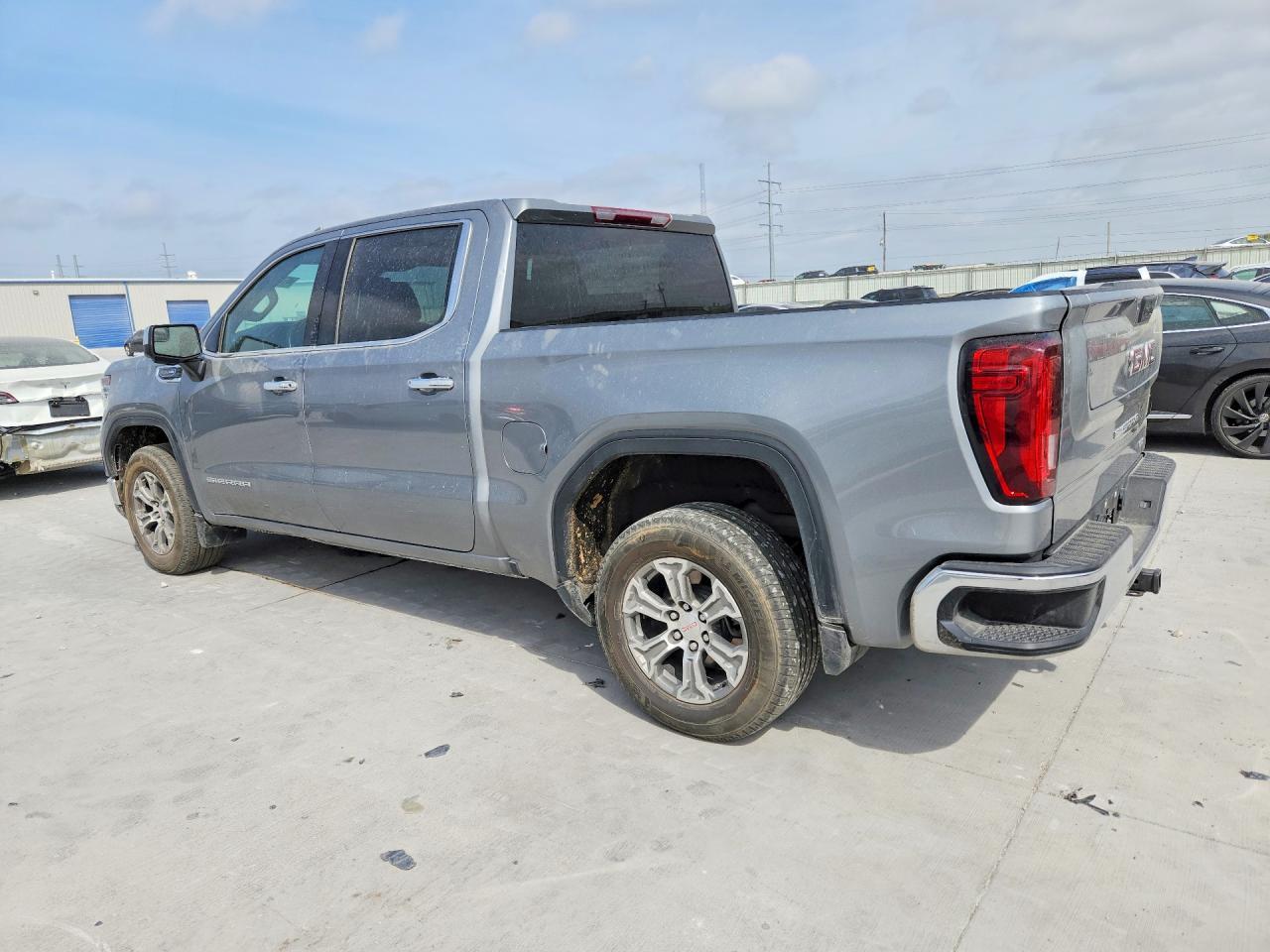2024 GMC Sierra