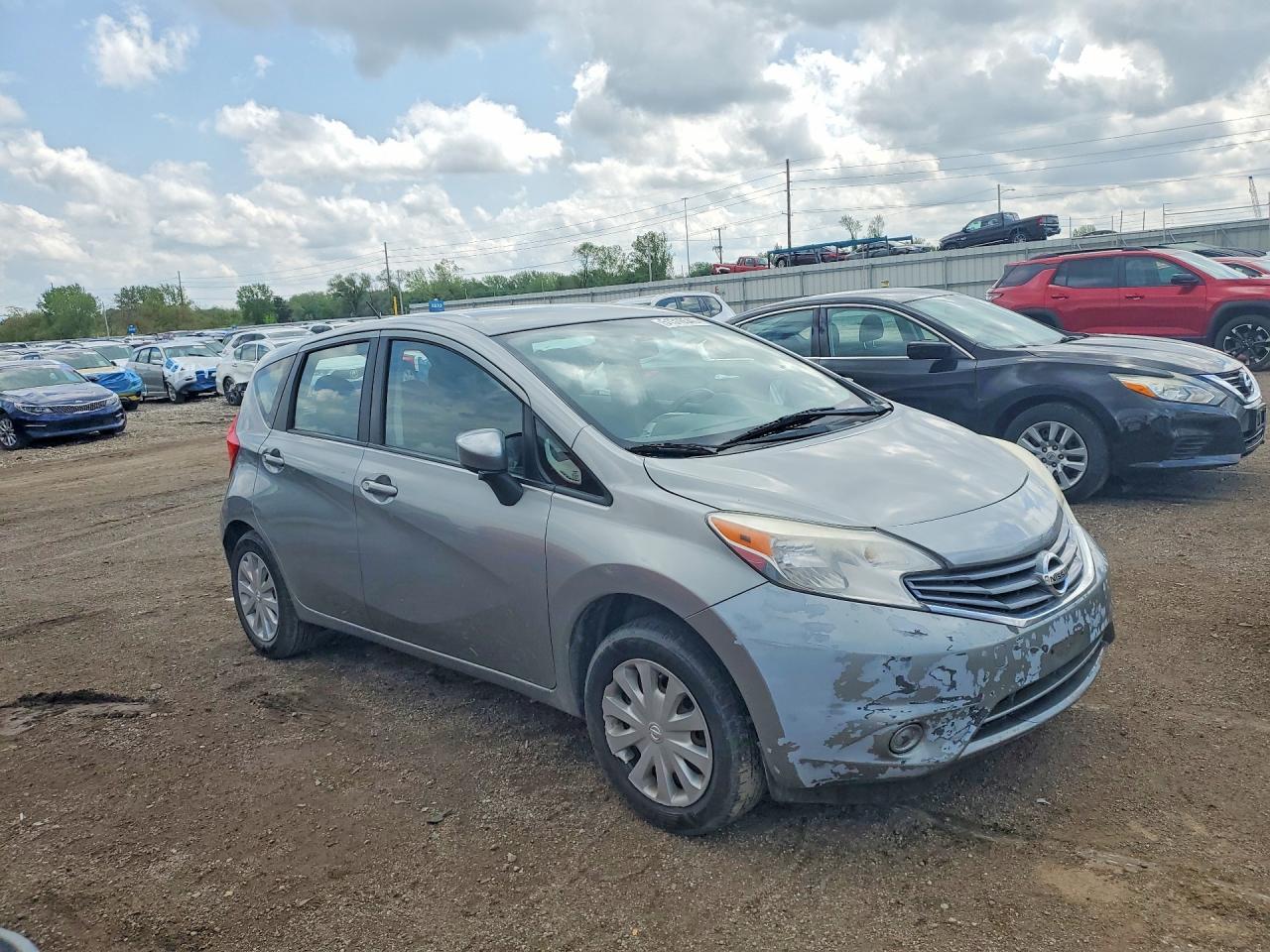 2015 NISSAN Versa Note