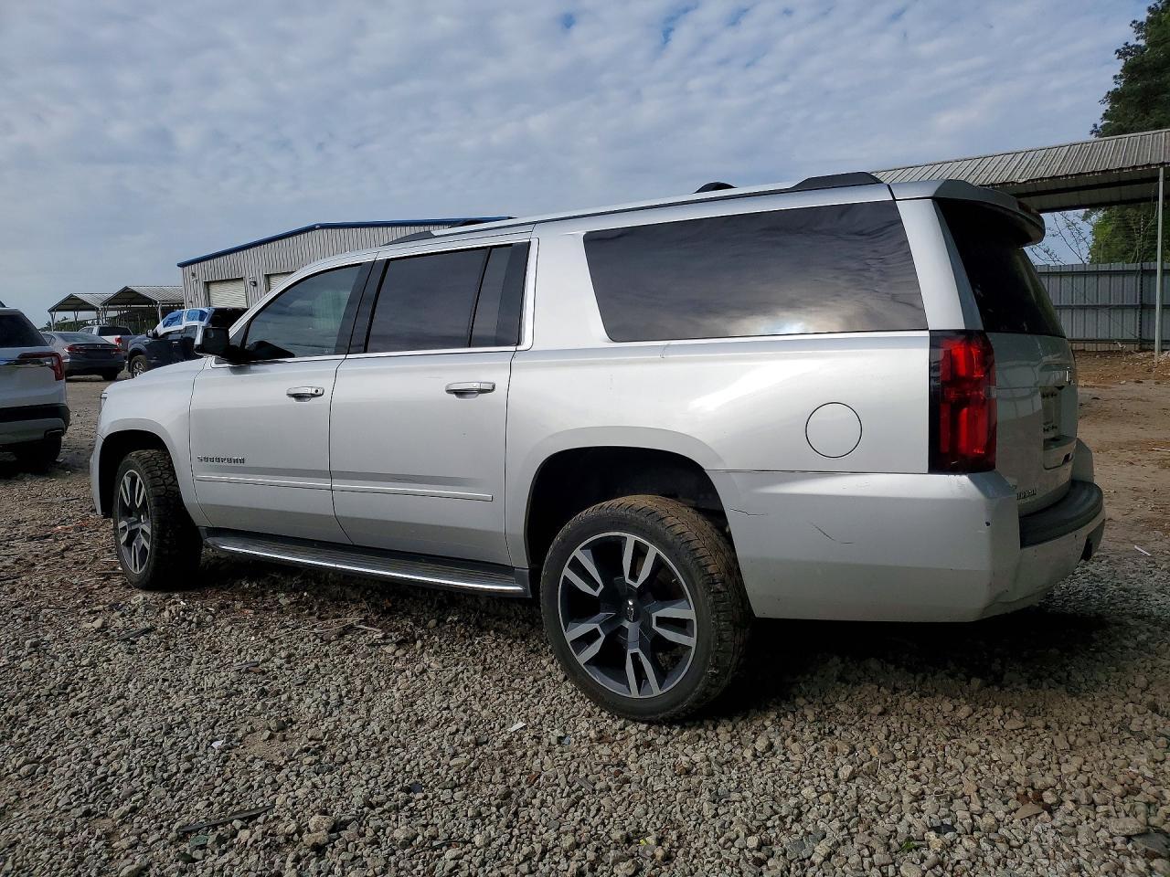 2017 CHEVROLET Suburban