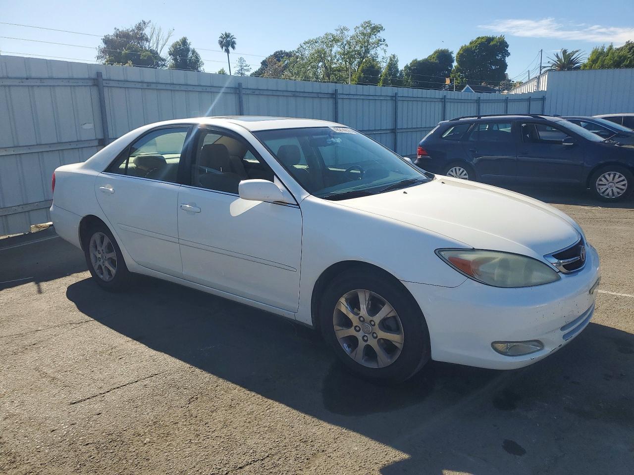 2004 TOYOTA CAMRY