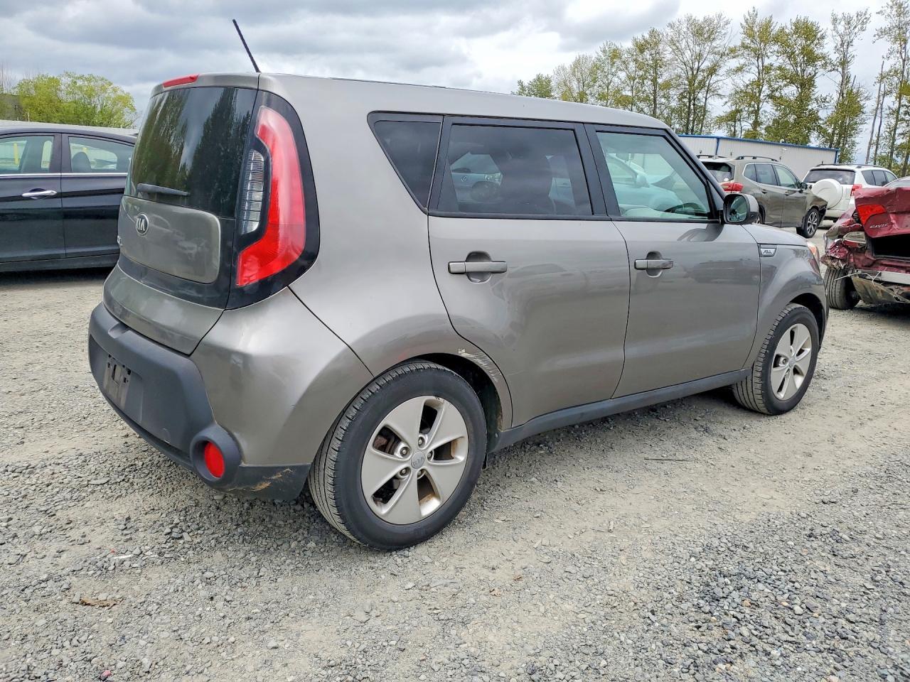 2016 KIA SOUL