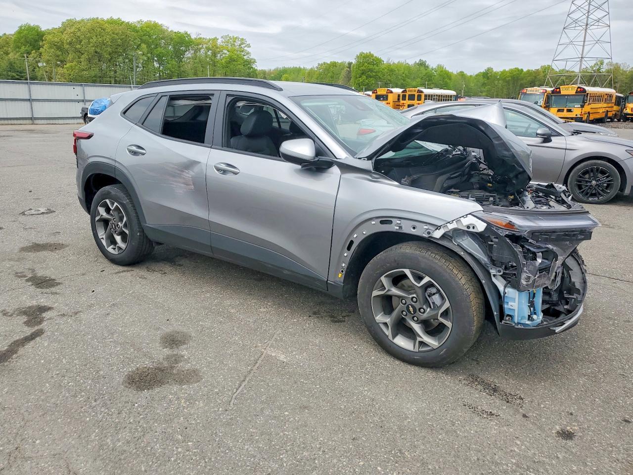 2025 CHEVROLET TRAX