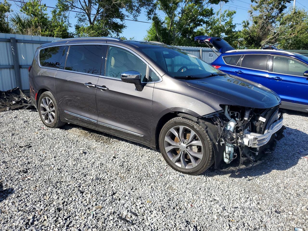 2020 CHRYSLER Pacifica