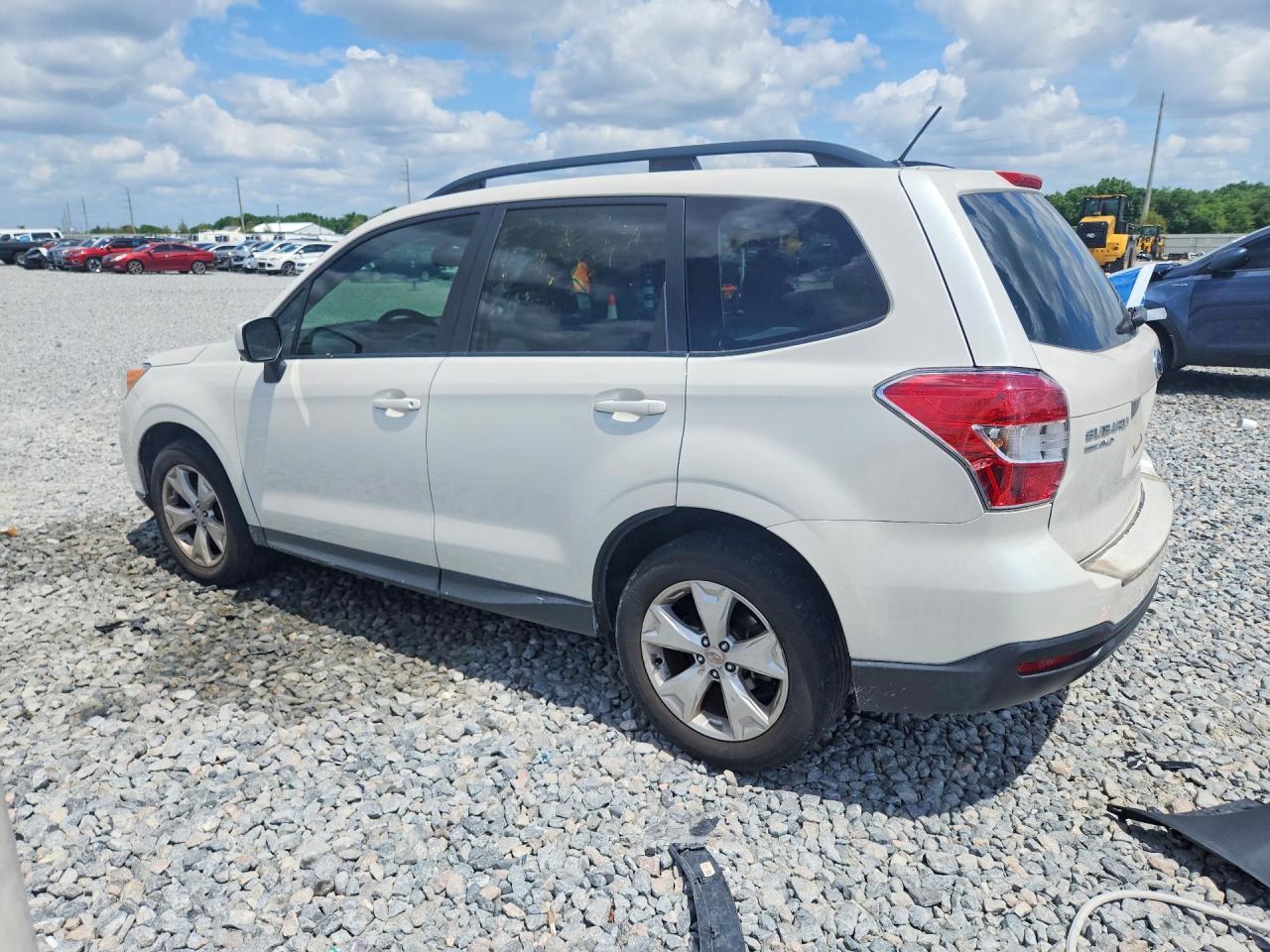 2015 SUBARU FORESTER