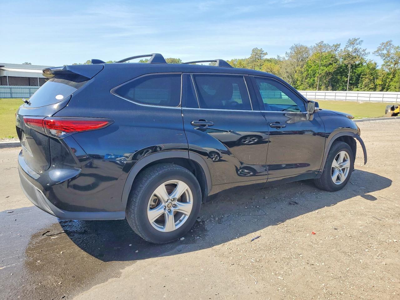 2021 TOYOTA HIGHLANDER