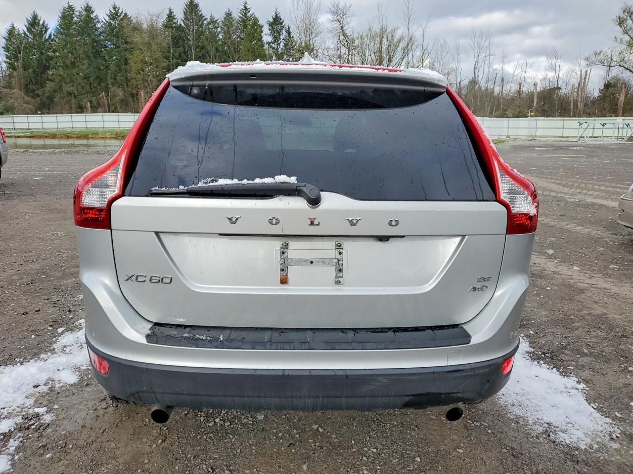 2010 VOLVO XC60