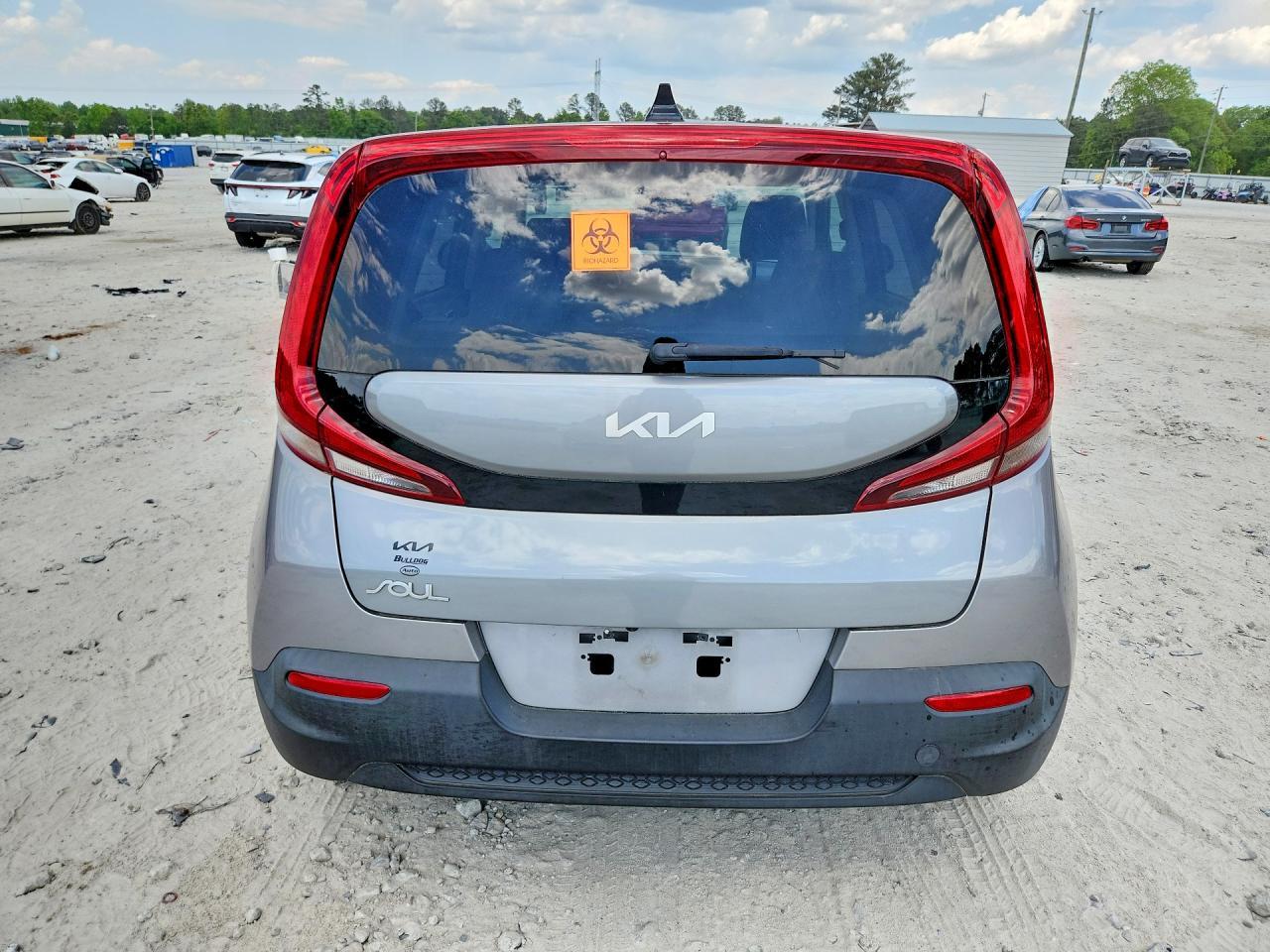 2022 KIA SOUL