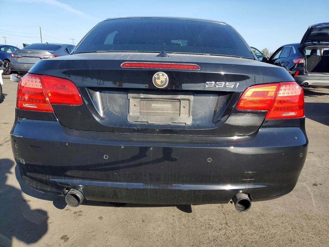 2011 BMW 3 SERIES