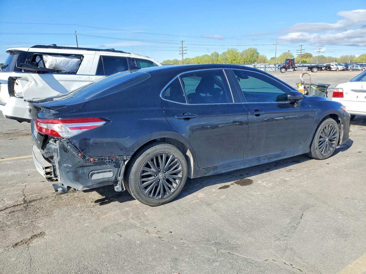 2020 TOYOTA CAMRY