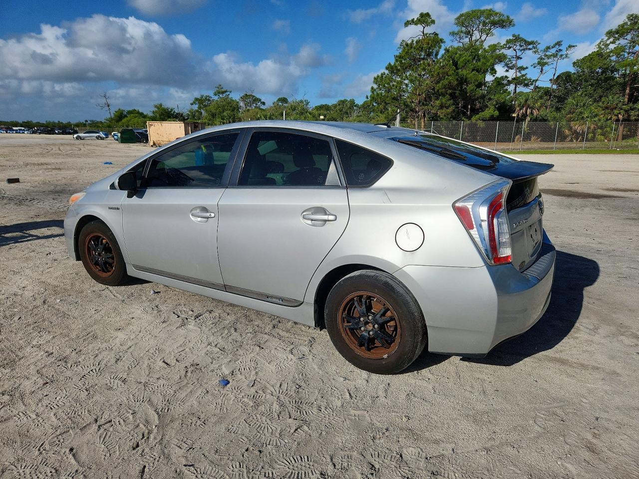 2012 TOYOTA PRIUS