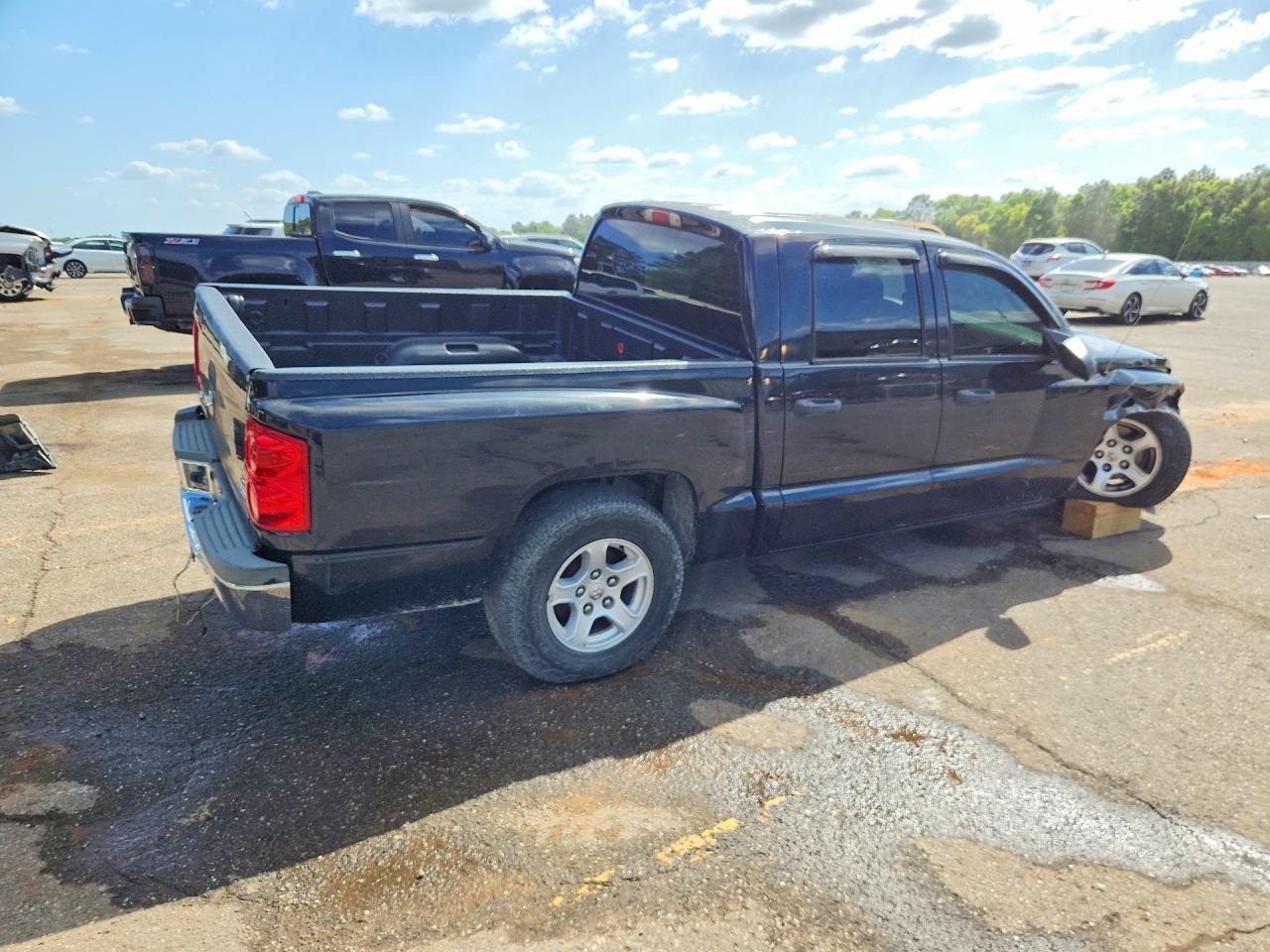 2006 DODGE Dakota